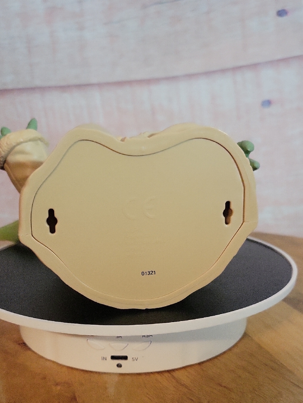 Grogu Action Figure - Picture 7 of 8